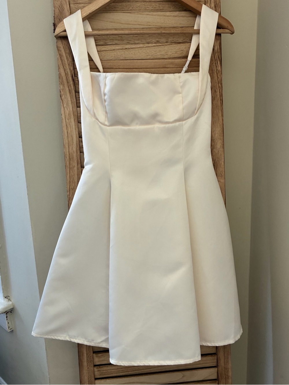 Cream White Satin Bow Back Cocktail Bridal Mini Dress Large Minimalist - Picture 1 of 9